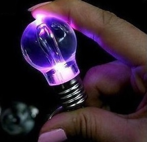 Chaveiro LÃ¢mpada LED - Compre mais e pague menos!